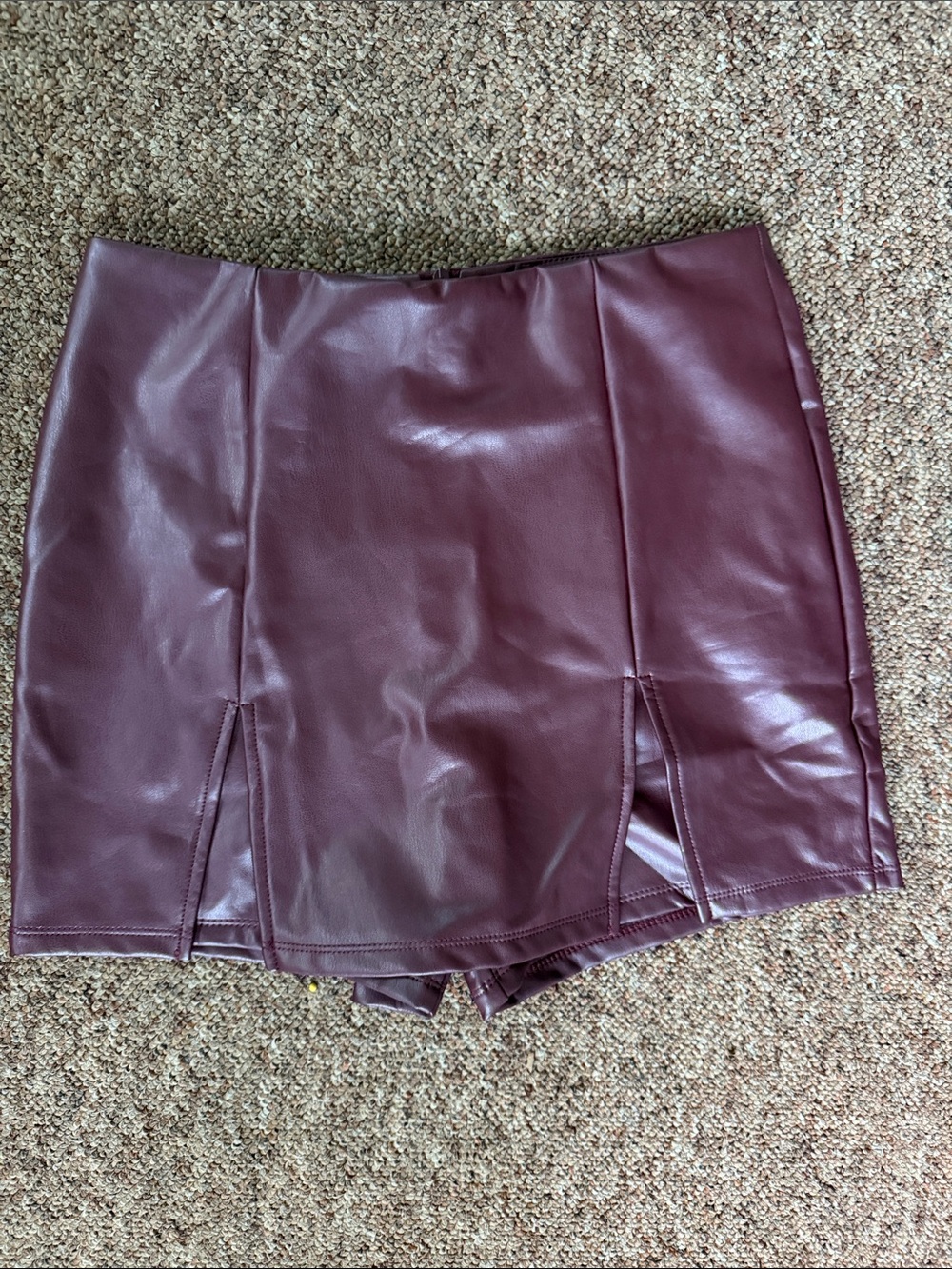NWT Trendy Queen Women's Faux Leather Burgundy Skort Shorts